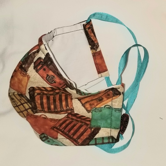 FACIAL MASK - Picture 3 of 3